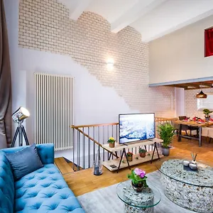  Apartment Bella